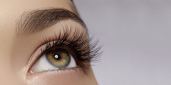 9 Tricks for Perfect Eyelashes